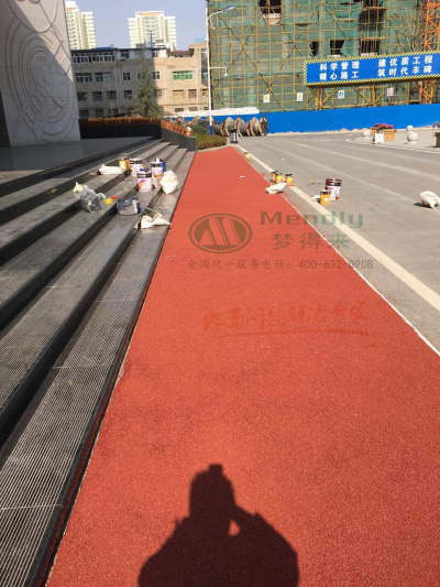 航天五一〇所 类乌齐彩色路面